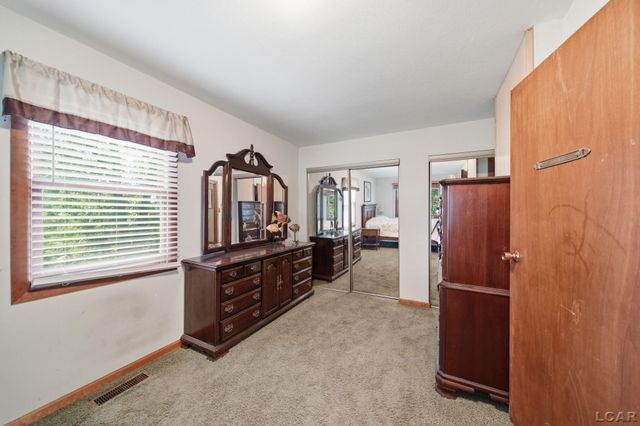 295 Ridgeway Drive, Brooklyn, MI 49230