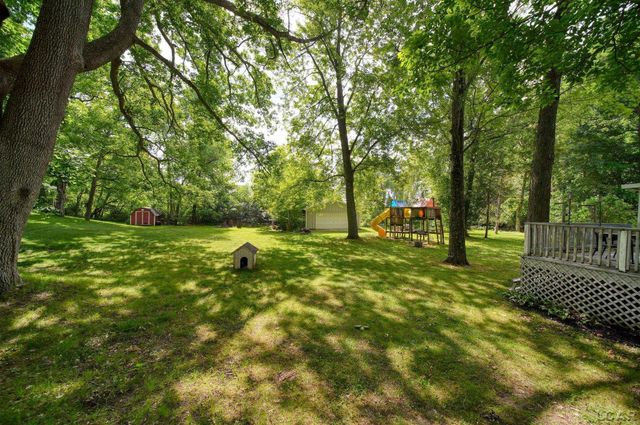 295 Ridgeway Drive, Brooklyn, MI 49230