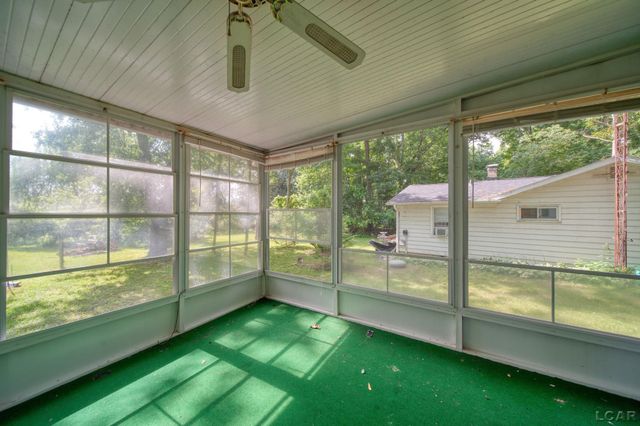 295 Ridgeway Drive, Brooklyn, MI 49230