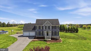554 CHERRY HILL FARM DR, Kearneysville, WV 25430