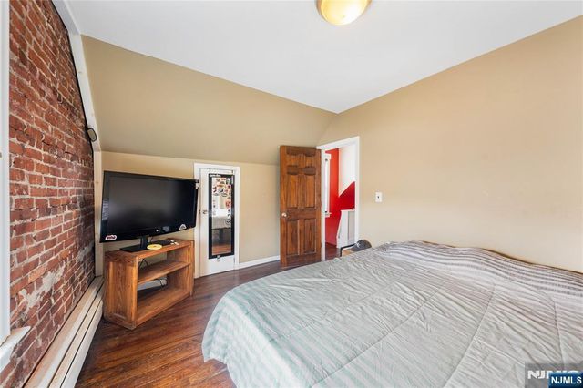 17 Dietrich Street, Little Ferry, NJ 07643