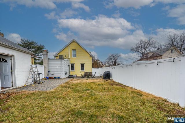 17 Dietrich Street, Little Ferry, NJ 07643