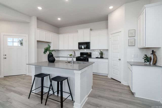 11155 Schmidt Lane, Converse, TX 78109