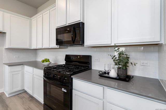 11155 Schmidt Lane, Converse, TX 78109