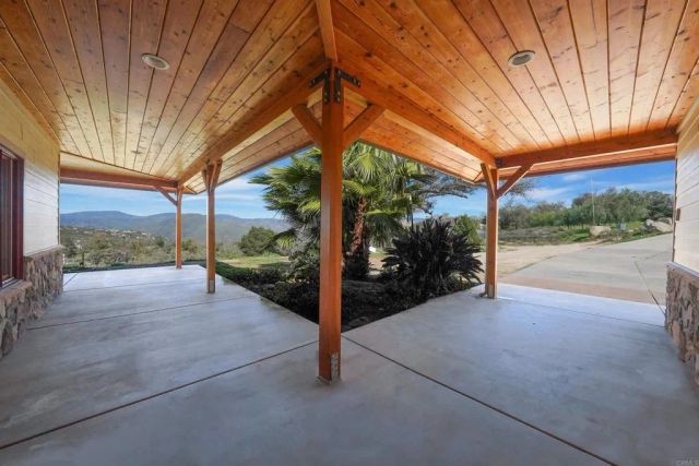 24710 Sutherland Drive, Ramona, CA 92065