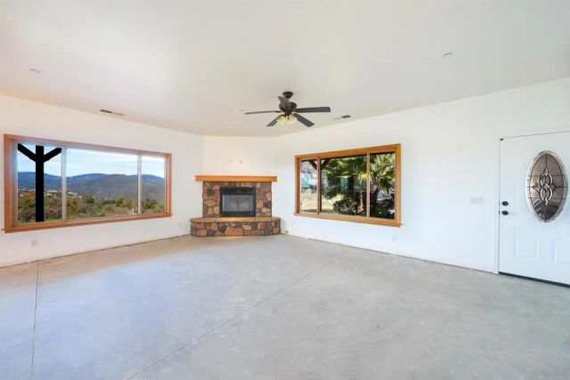 24710 Sutherland Drive, Ramona, CA 92065