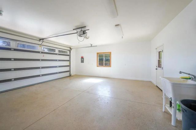 24710 Sutherland Drive, Ramona, CA 92065