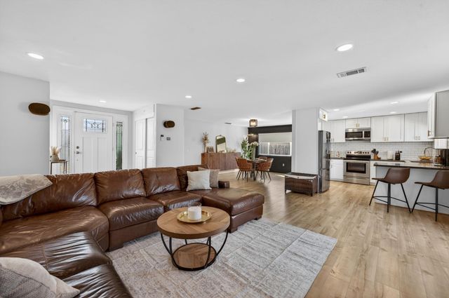 6605 Thunderhead Cir, Orangevale, CA 95662