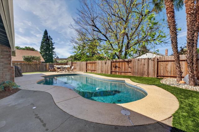 6605 Thunderhead Cir, Orangevale, CA 95662