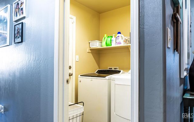 5414 Red Wheat Avenue, Bakersfield, CA 93313