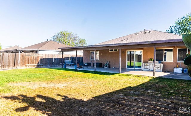 5414 Red Wheat Avenue, Bakersfield, CA 93313