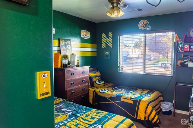 5414 Red Wheat Avenue, Bakersfield, CA 93313