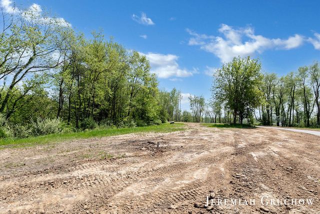 746 W Sedona Hills Court NE, Grand Rapids, MI 49525