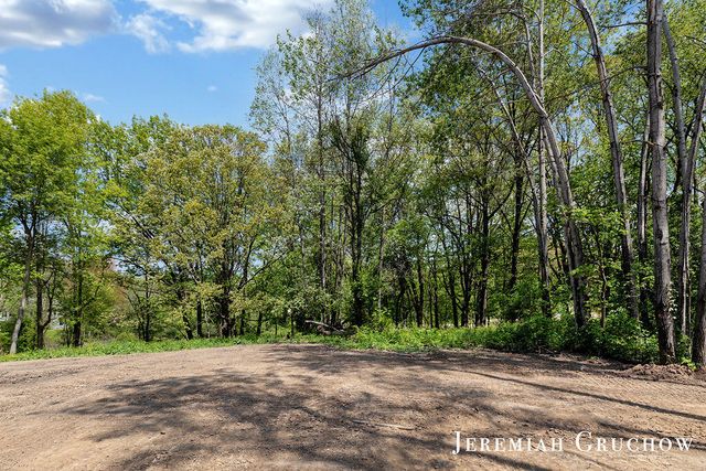 746 W Sedona Hills Court NE, Grand Rapids, MI 49525