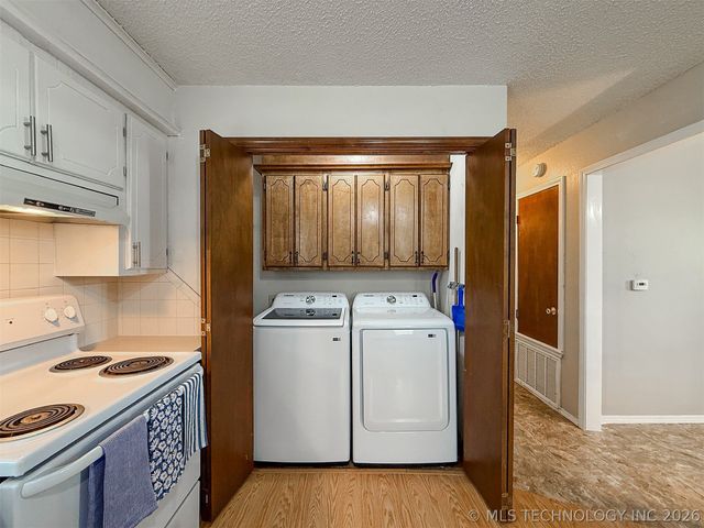 292 N Moccasin Avenue, Tahlequah, OK 74464