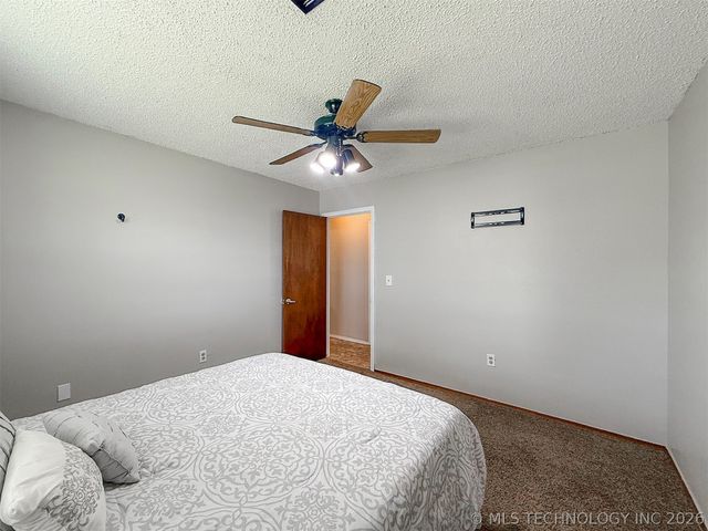 292 N Moccasin Avenue, Tahlequah, OK 74464