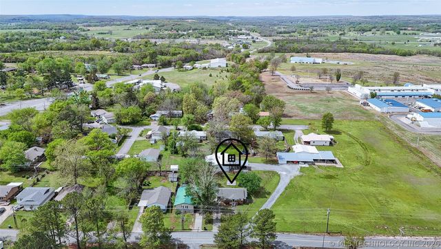 292 N Moccasin Avenue, Tahlequah, OK 74464