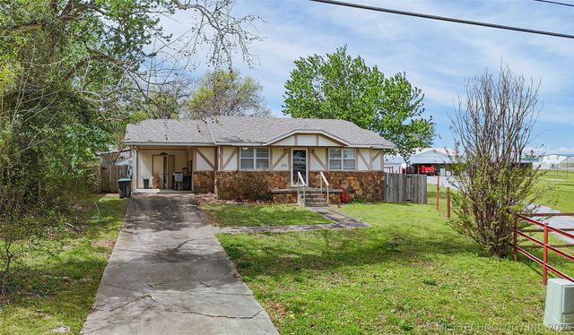 292 N Moccasin Avenue, Tahlequah, OK 74464