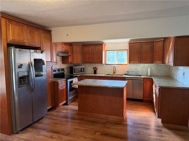 3610 Downing Street, South Park, PA 15129