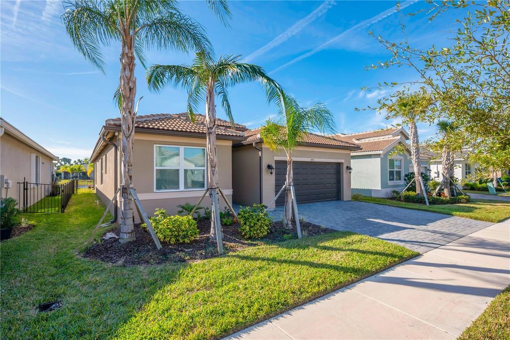 4911 SIENNA ISLES AVENUE, Wimauma, FL 33598