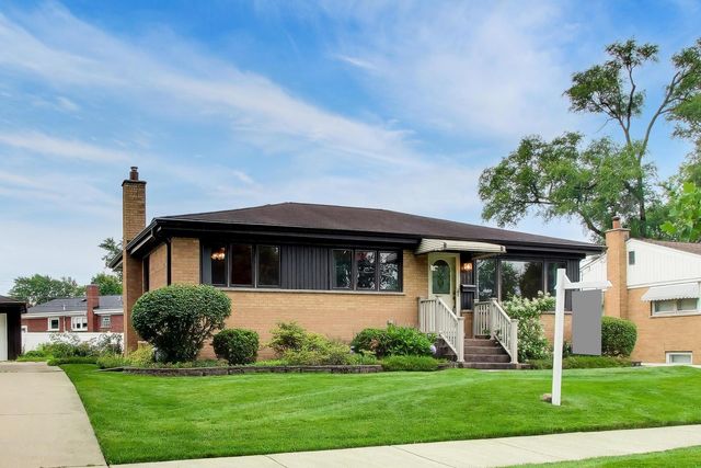 309 Wisconsin Drive, Des Plaines, IL 60016
