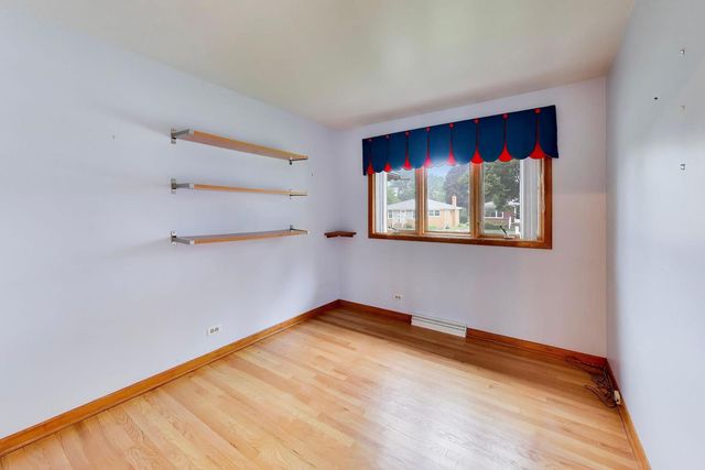 309 Wisconsin Drive, Des Plaines, IL 60016