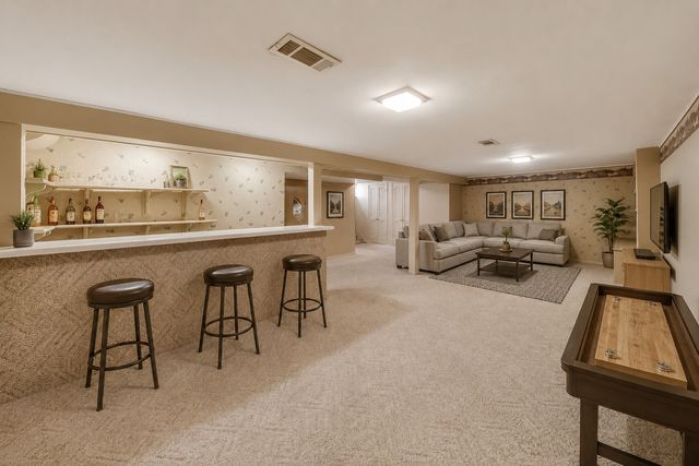 309 Wisconsin Drive, Des Plaines, IL 60016