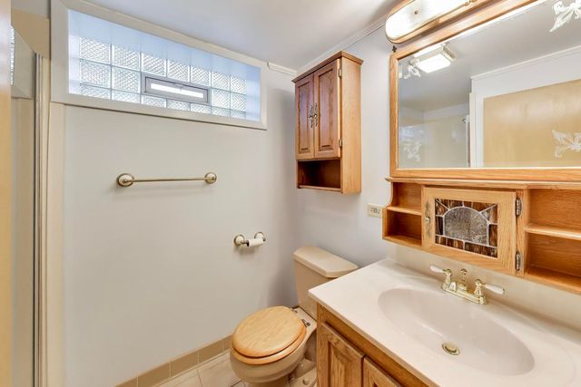 309 Wisconsin Drive, Des Plaines, IL 60016