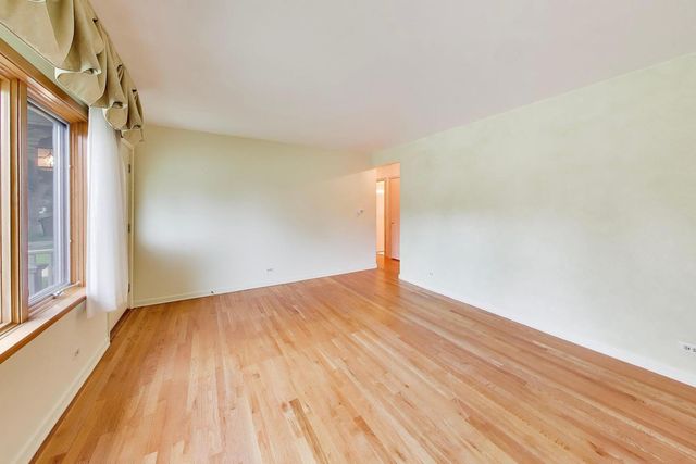 309 Wisconsin Drive, Des Plaines, IL 60016