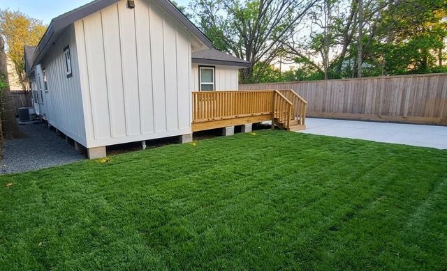 5210 Polk Street, Houston, TX 77023