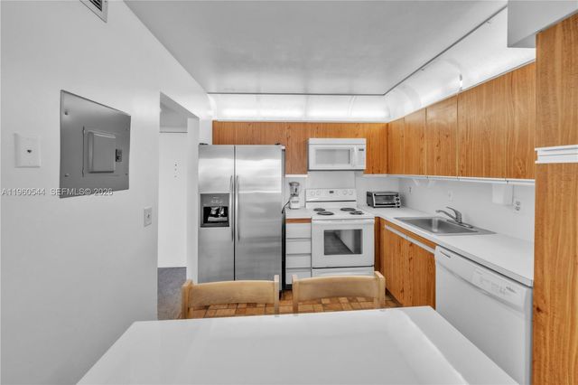 2401 S Ocean Dr 702, Hollywood, FL 33019