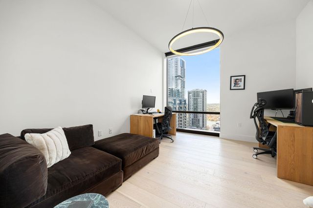 70 Rainey ST 2001, Austin, TX 78701