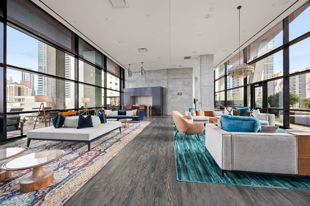 70 Rainey ST 2001, Austin, TX 78701