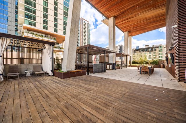 70 Rainey ST 2001, Austin, TX 78701