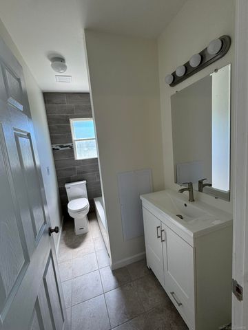 23726 Carlington Drive, Mt Clemens, MI 48036