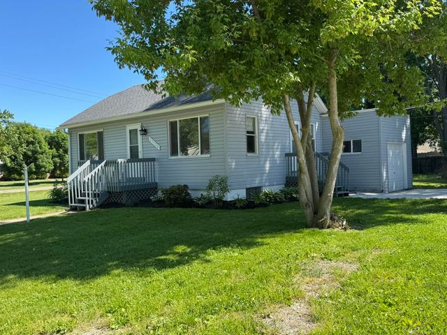 23726 Carlington Drive, Mt Clemens, MI 48036