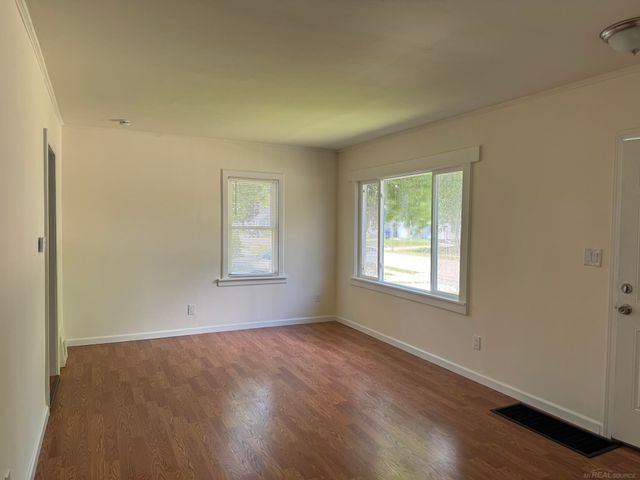 23726 Carlington Drive, Mt Clemens, MI 48036