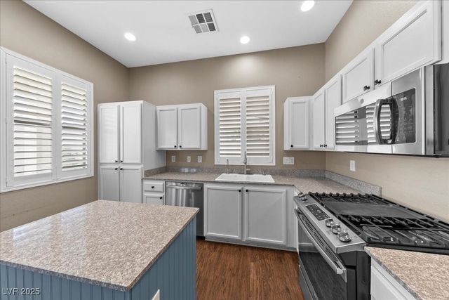 9013 Townbridge Avenue, Las Vegas, NV 89149