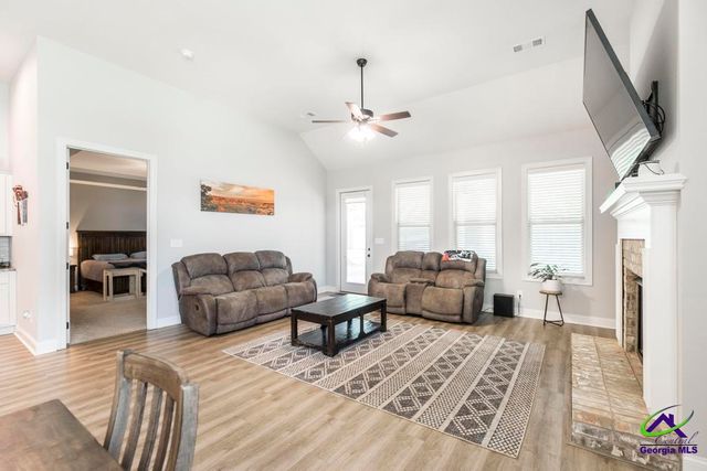 114 Silverside Drive, Perry, GA 31069