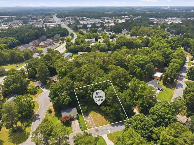 1796 Hunting Creek Lane SE, Conyers, GA 30013