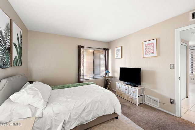 1432 W EMERALD Avenue 742, Mesa, AZ 85202