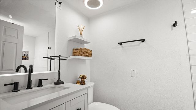 2500 WINDING CREEK BOULEVARD I104, Clearwater, FL 33761