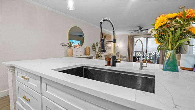 2500 WINDING CREEK BOULEVARD I104, Clearwater, FL 33761