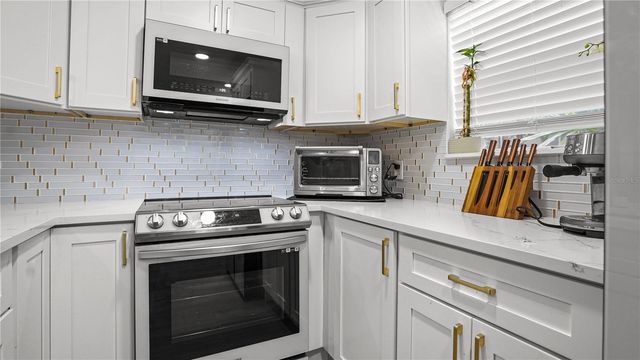 2500 WINDING CREEK BOULEVARD I104, Clearwater, FL 33761