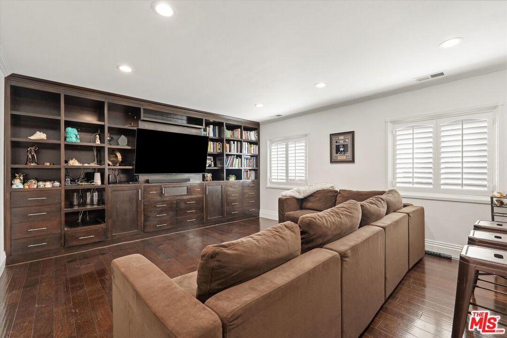8171 Willow Glen Road, Los Angeles, CA 90046 — photo 5
