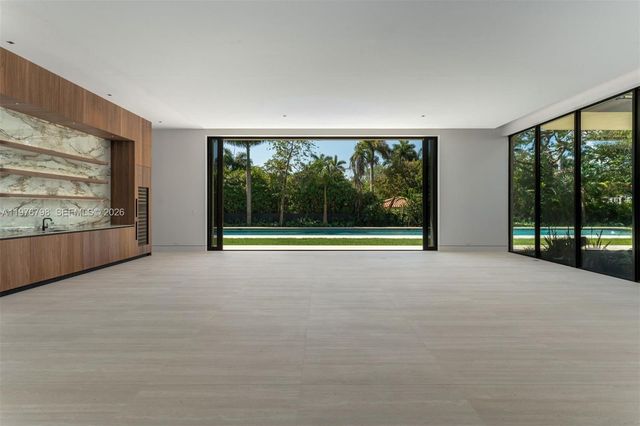 8755 SW 54th Ave, Miami, FL 33143