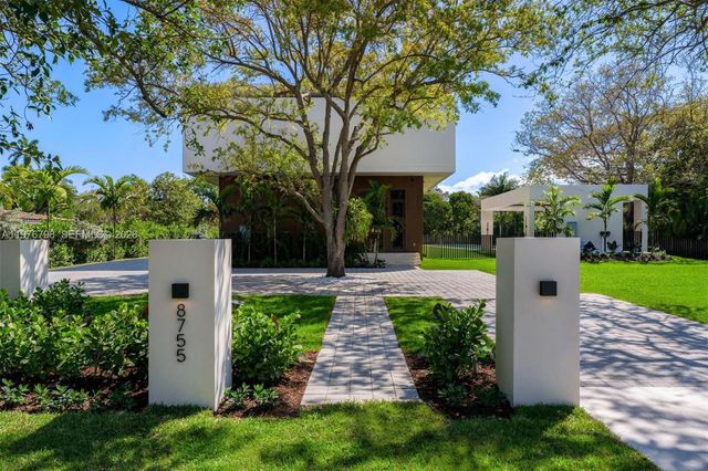 8755 SW 54th Ave, Miami, FL 33143