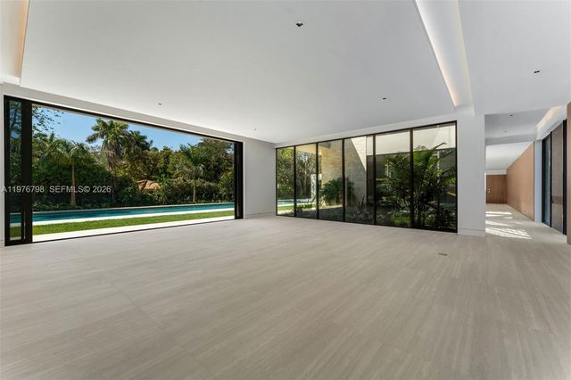 8755 SW 54th Ave, Miami, FL 33143