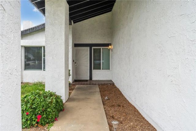 2183 Applegate, Corona, CA 92882