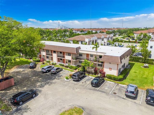 870 NE 207TH Terrace 204-9, Miami, FL 33179